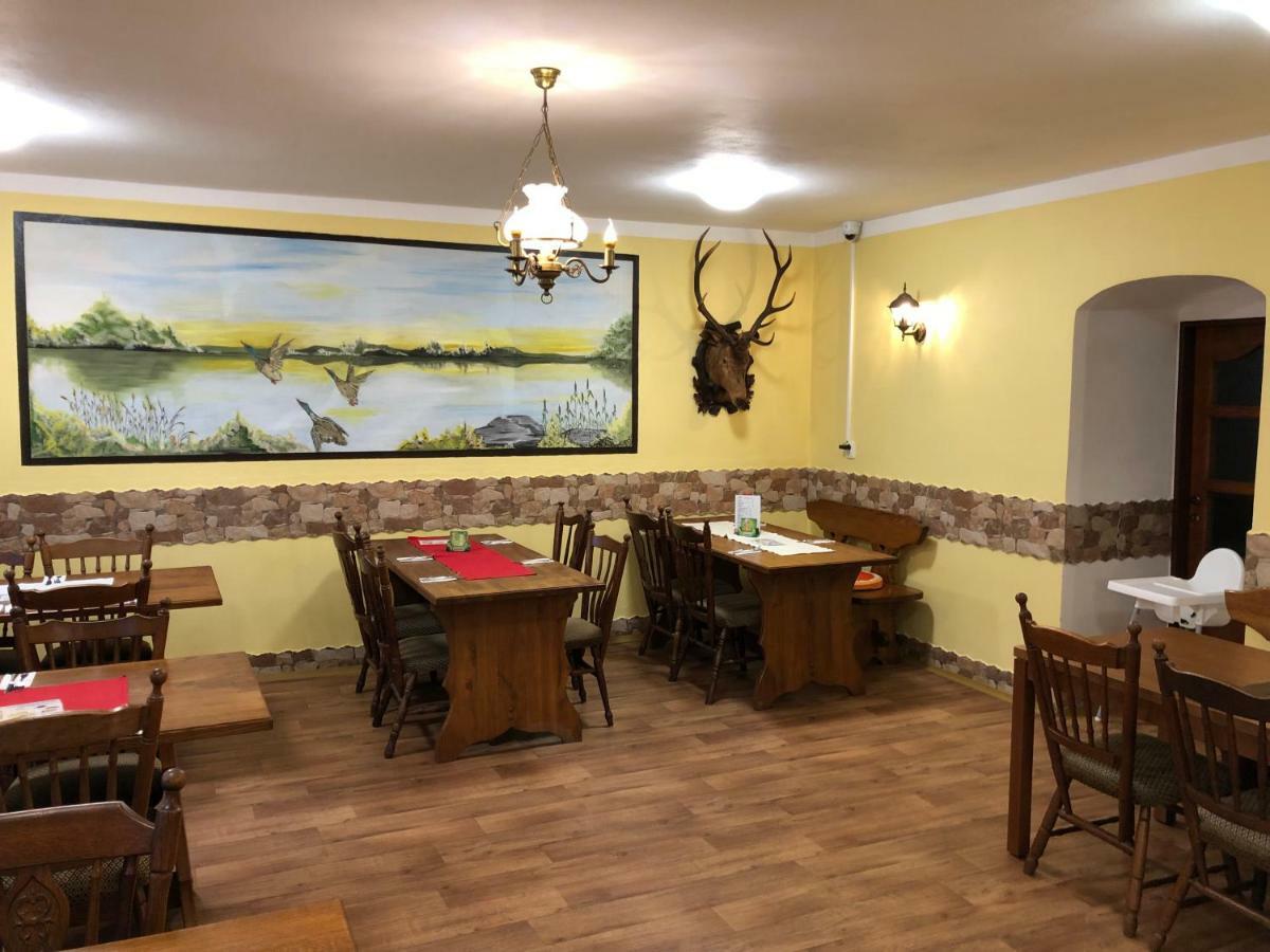 Penzion Samorost Jarosov nad Nezarkou Esterno foto